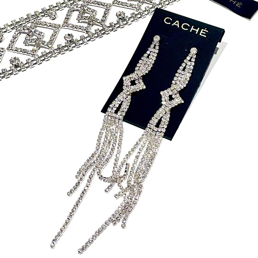 Stunning Rhinestone Crystal 4” Dangle Party Earrings NWT